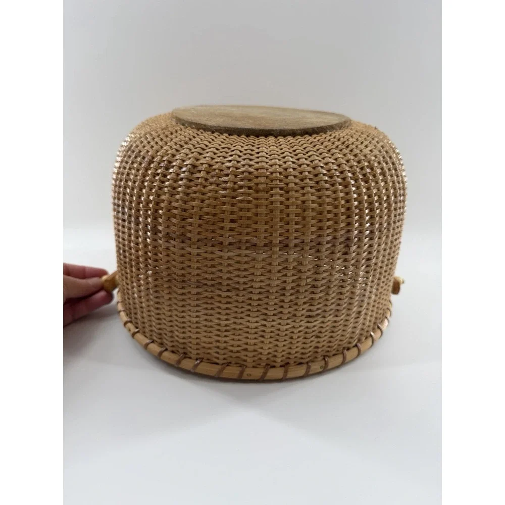 Nantucket Lighthouse Style Basket Woven Wooden Swing Handled Round 10
